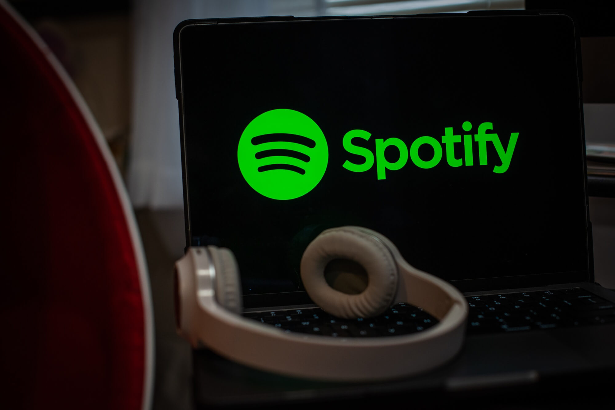 Spotify là ứng dụng có nhiều tính năng đặc biệt dành cho người dùng